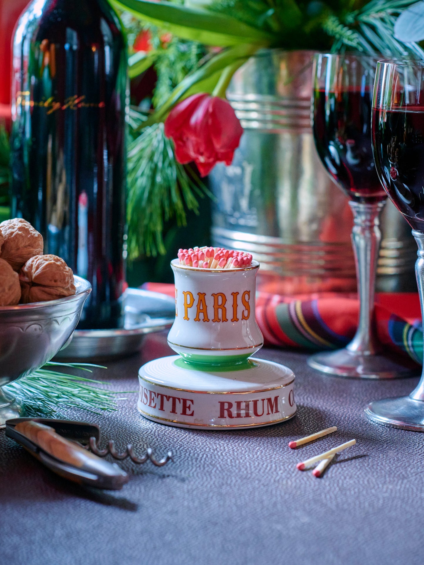 Cafe Paris Match Striker