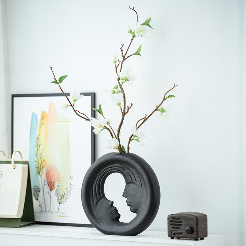Modern Round Couple Aesthetic Ceramic Vase