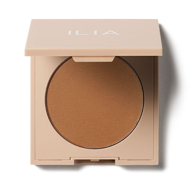 Natural Makeup Clean Beauty Products ILIA NightLite Bronzing Powder Best Bronzer