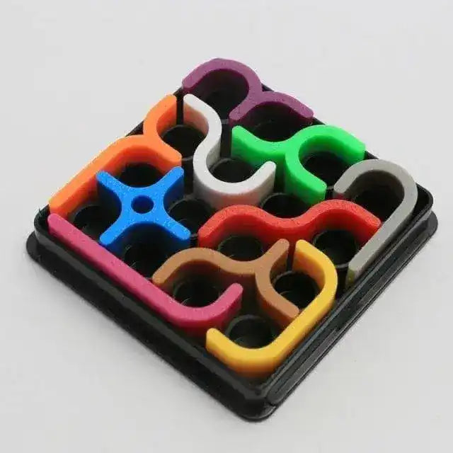 Crazy Curve 3D Matrix Geometric Puzzle - MAIA HOMES