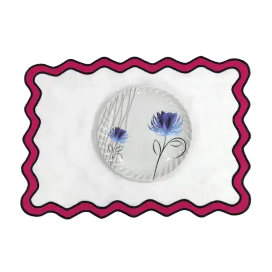 Double Scalloped Red and White Cotton Placemats - MAIA HOMES